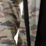 CHAQUETA ROMPEVIENTOS CAMPUFLADA CAPOTA